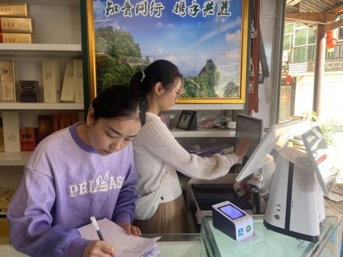 服務(wù)無微不至，滿意無上限——信息咨詢的價值新高度